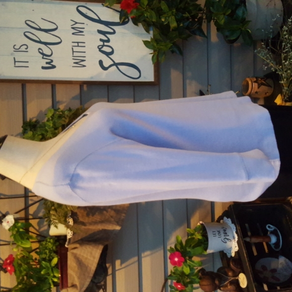 IN DEMAND ♡ Vintage Sweet Periwinkle Low Scoop V Neck Thermal 3/4 Length Top L - Picture 7 of 15